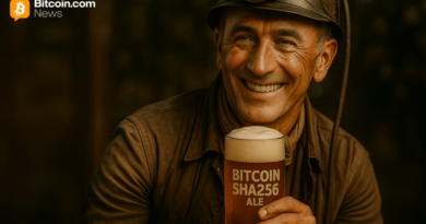 Bitcoin Mining Stocks Slip While Hashprice Hits 7-Month Low Bitcoin Mining Stocks Slip While Hashprice Hits 7-Month Low