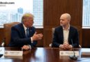 Trump Meets Coinbase CEO, Blames Banks for Stalling Crypto Bill